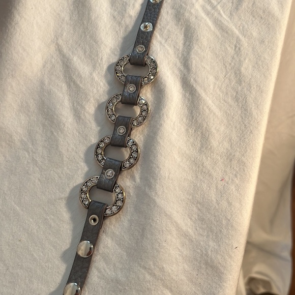 Gaunt Tong Leather and metal with sparkling crystals GUC - Picture 4 of 10